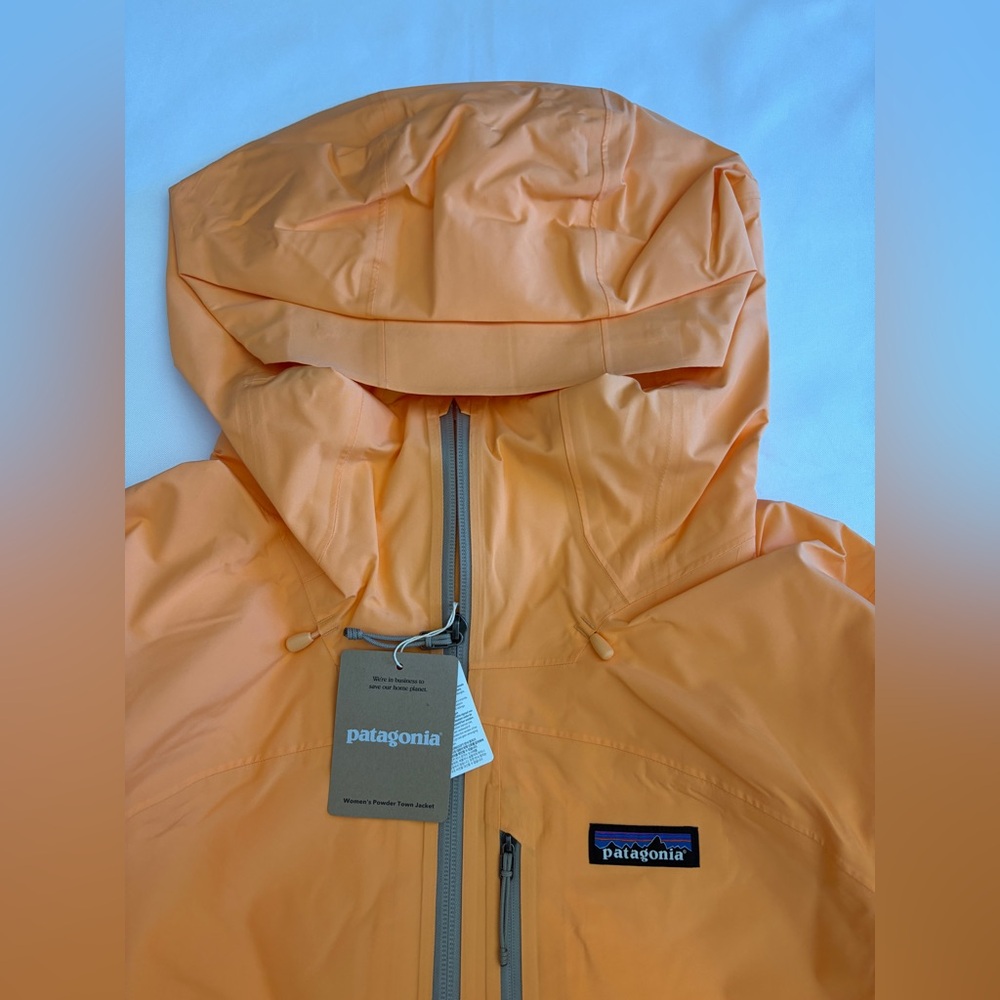 $350 Patagonia Powder Town Jacket Women's Size L VIVID APRICOT Ski Snowboard - Picture 3 of 15